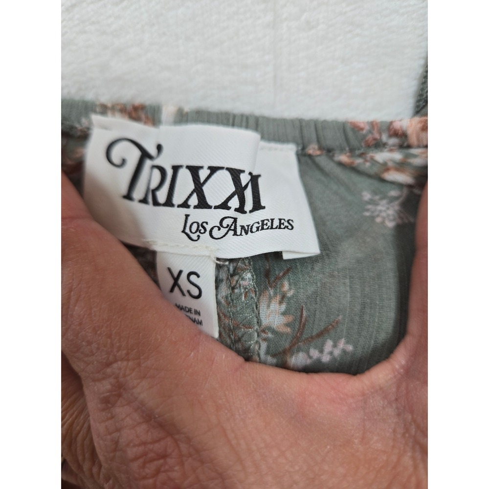 Trixxi Los Angeles Sage Green Floral Ruffle Peplum Top XS Babydoll Cottagecore - Picture 3 of 5